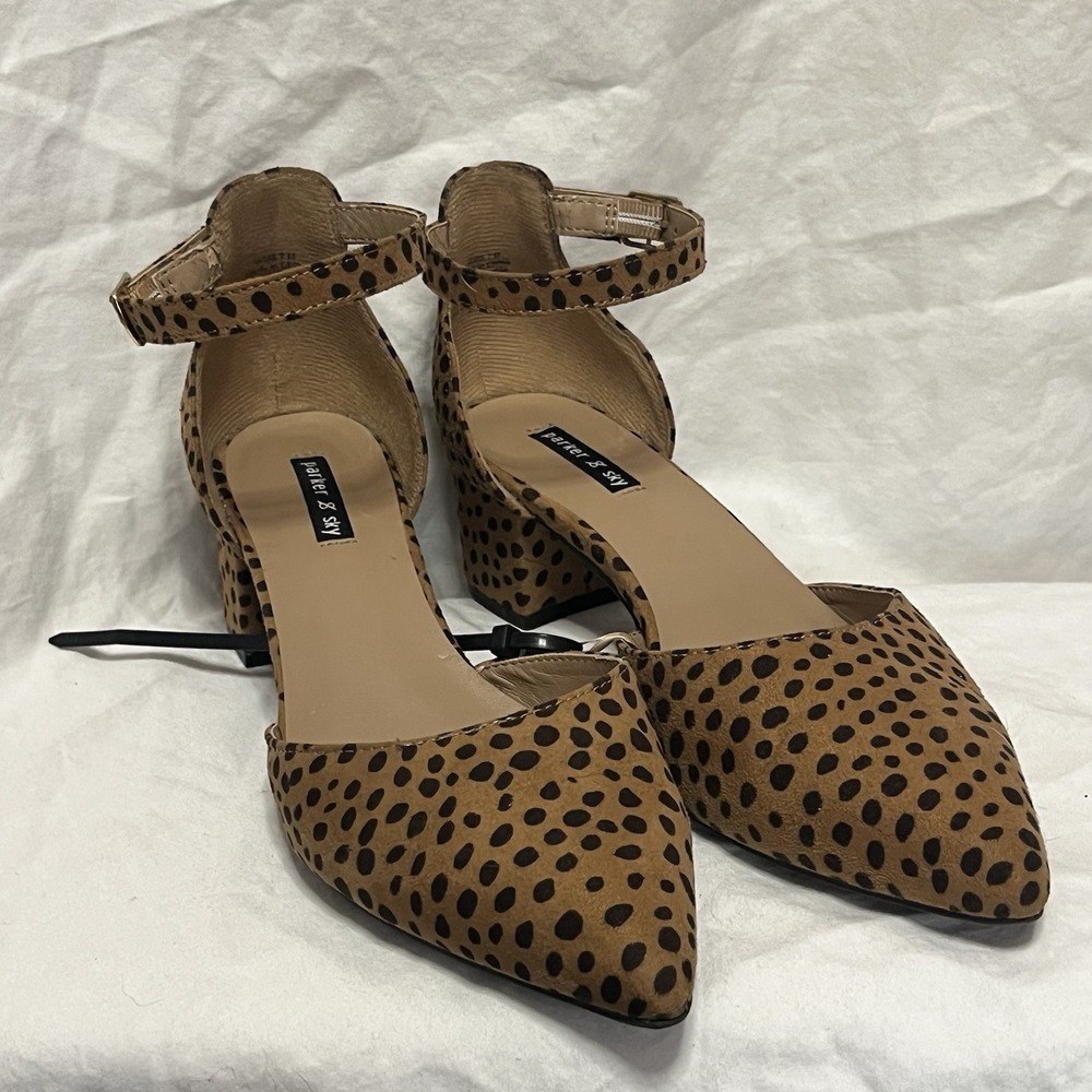 Parker & Sky Block Heel women's size 7 leopard print ankle strap‎ pointed toe